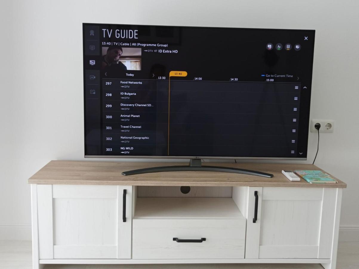 Jazz & Wine - Luxury Apartment By The Sea & Parking & Hbo & Netflix 바르나 외부 사진