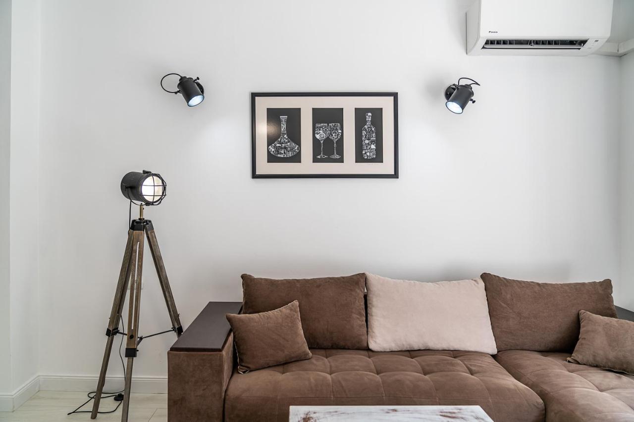 Jazz & Wine - Luxury Apartment By The Sea & Parking & Hbo & Netflix 바르나 외부 사진